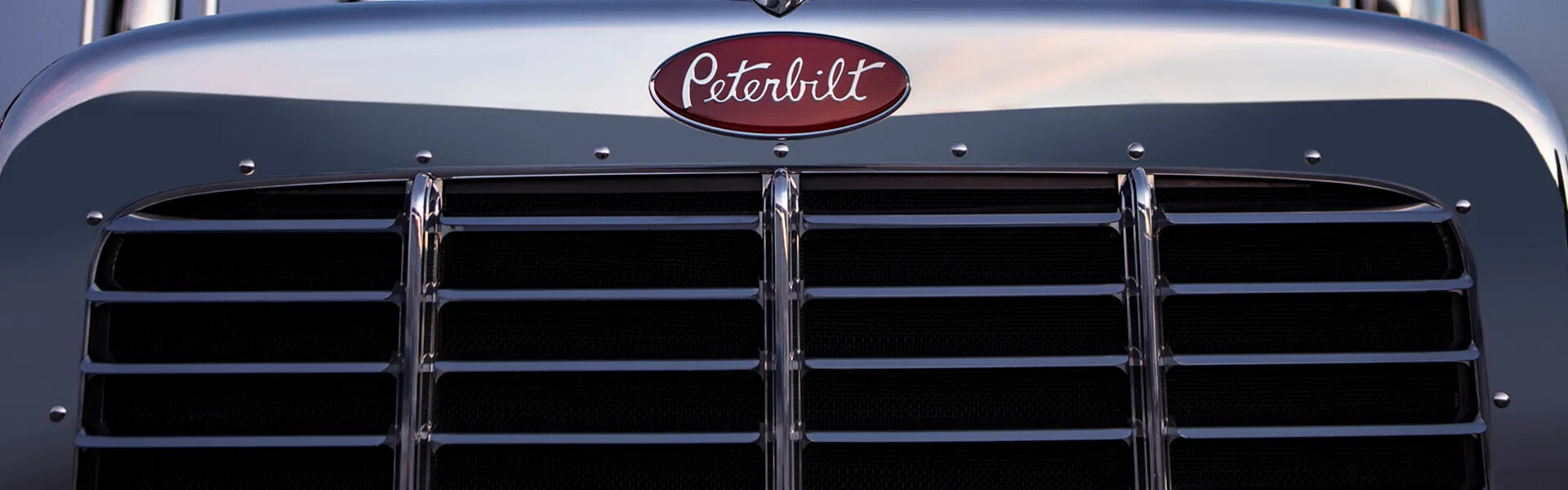 Peterbilt truck grille